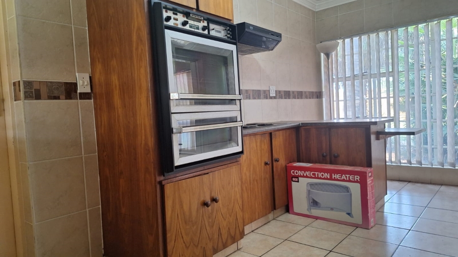 5 Bedroom Property for Sale in Dal Fouche Gauteng