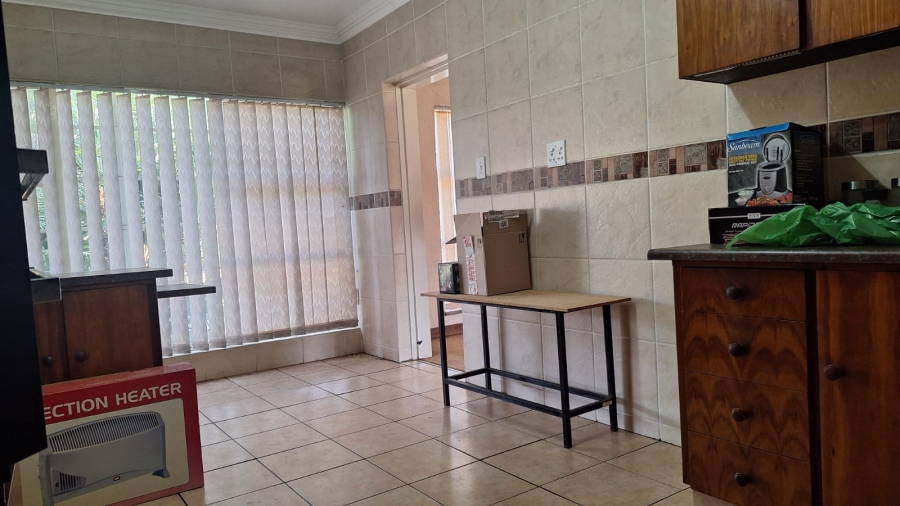 5 Bedroom Property for Sale in Dal Fouche Gauteng