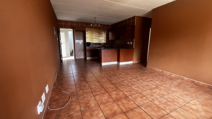 To Let 2 Bedroom Property for Rent in Helderwyk Gauteng