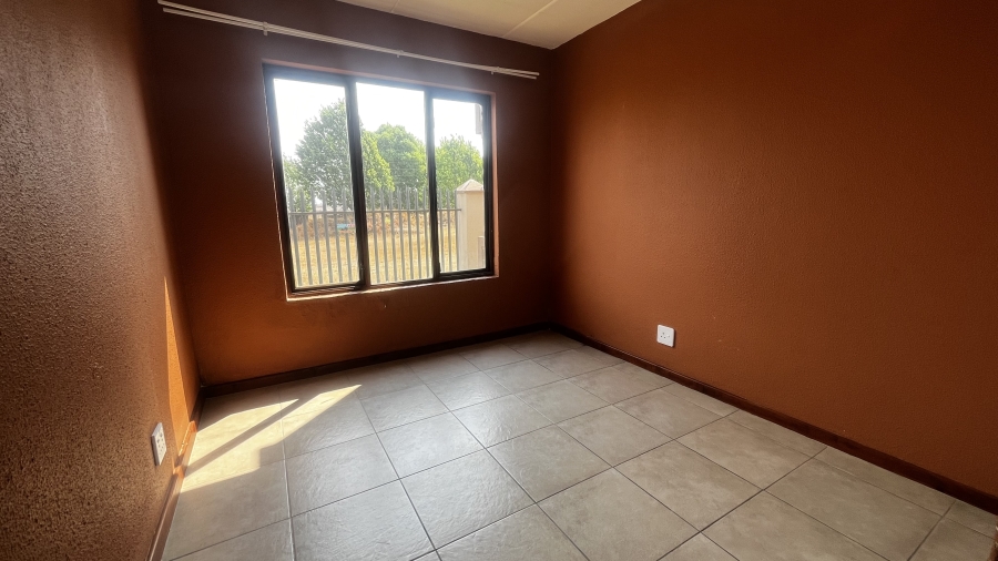 To Let 2 Bedroom Property for Rent in Helderwyk Gauteng