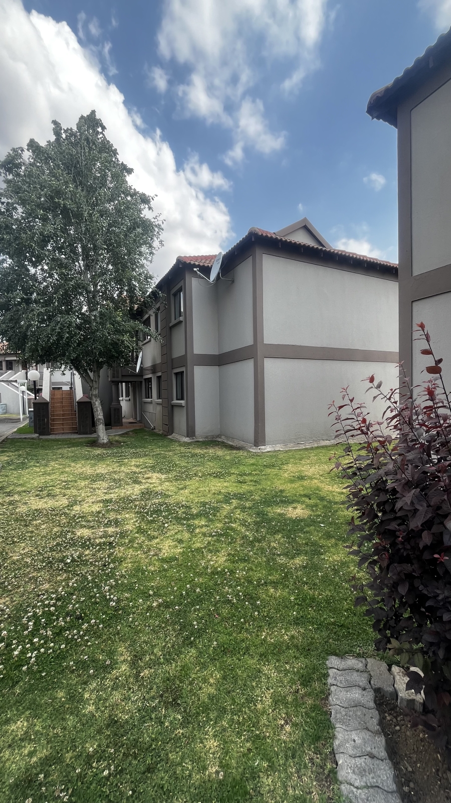 To Let 2 Bedroom Property for Rent in Helderwyk Gauteng