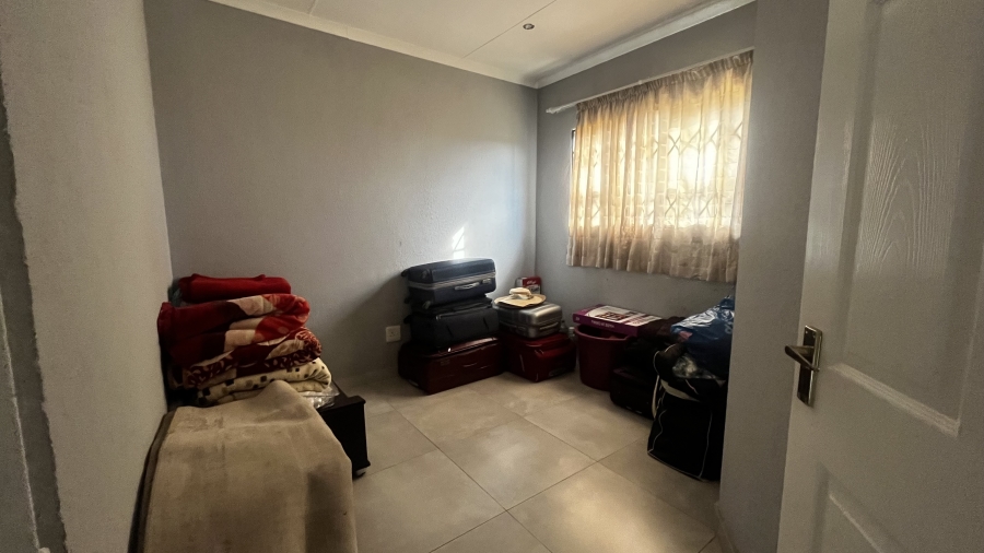 To Let 4 Bedroom Property for Rent in Sharon Park Gauteng