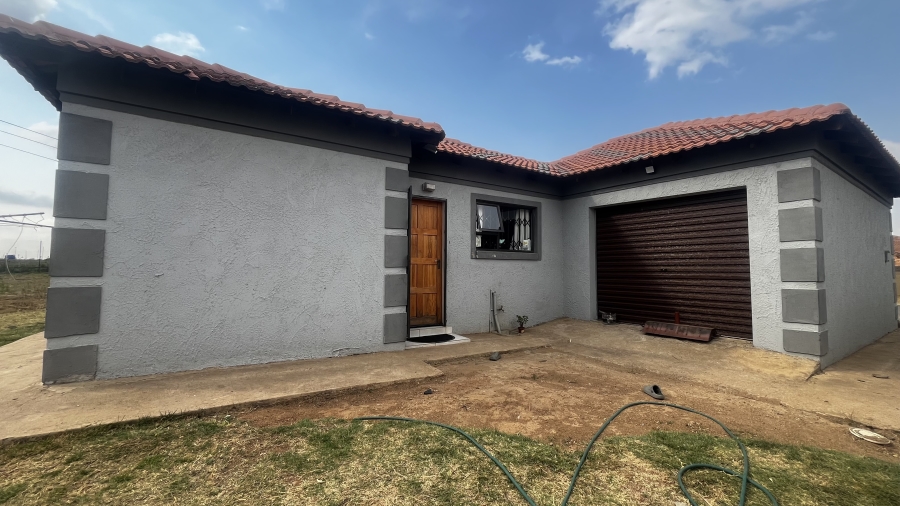 To Let 4 Bedroom Property for Rent in Sharon Park Gauteng