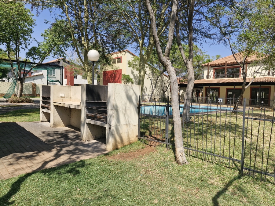 To Let 0 Bedroom Property for Rent in Oukraal Estate Gauteng