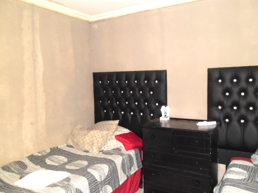 4 Bedroom Property for Sale in Mapleton Gauteng