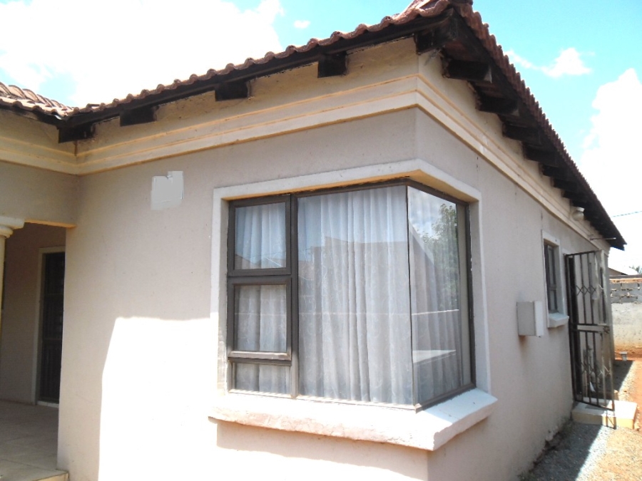 4 Bedroom Property for Sale in Mapleton Gauteng