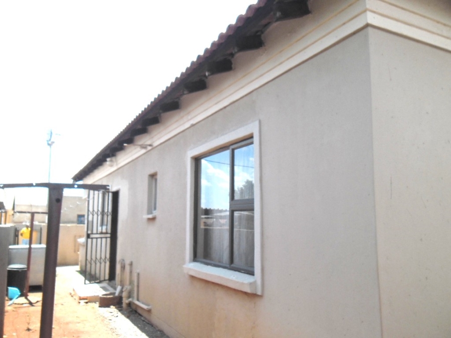 4 Bedroom Property for Sale in Mapleton Gauteng