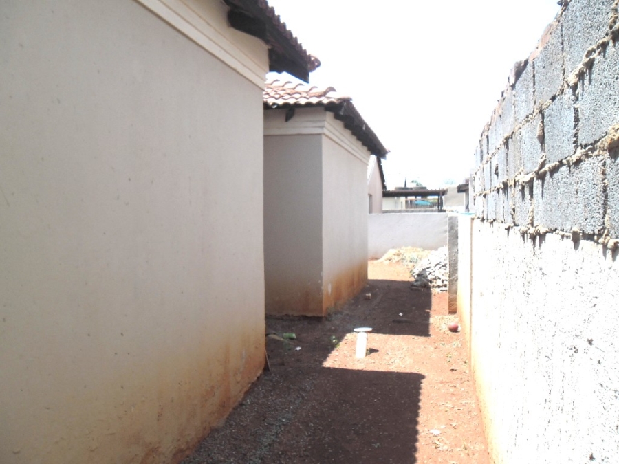 4 Bedroom Property for Sale in Mapleton Gauteng