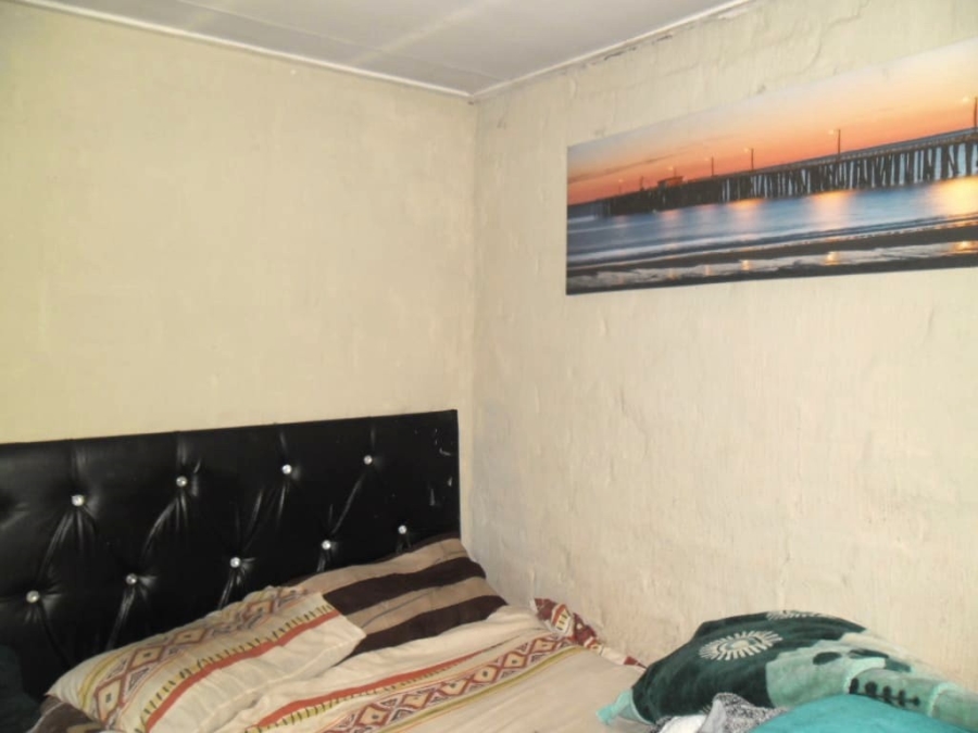 4 Bedroom Property for Sale in Roodekop Gauteng