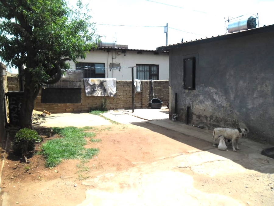 4 Bedroom Property for Sale in Roodekop Gauteng