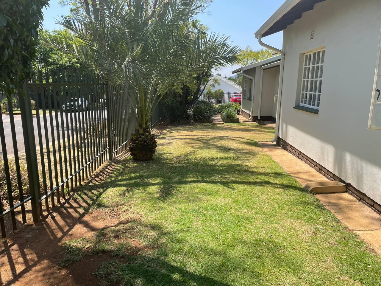 4 Bedroom Property for Sale in Weltevreden Park Gauteng