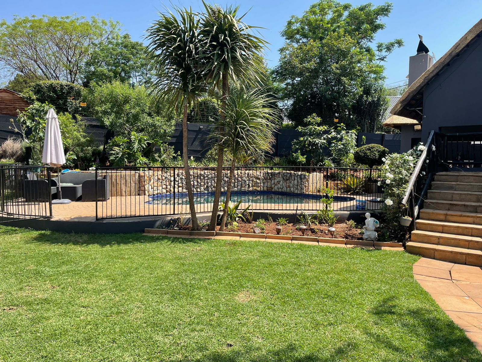 6 Bedroom Property for Sale in Weltevreden Park Gauteng