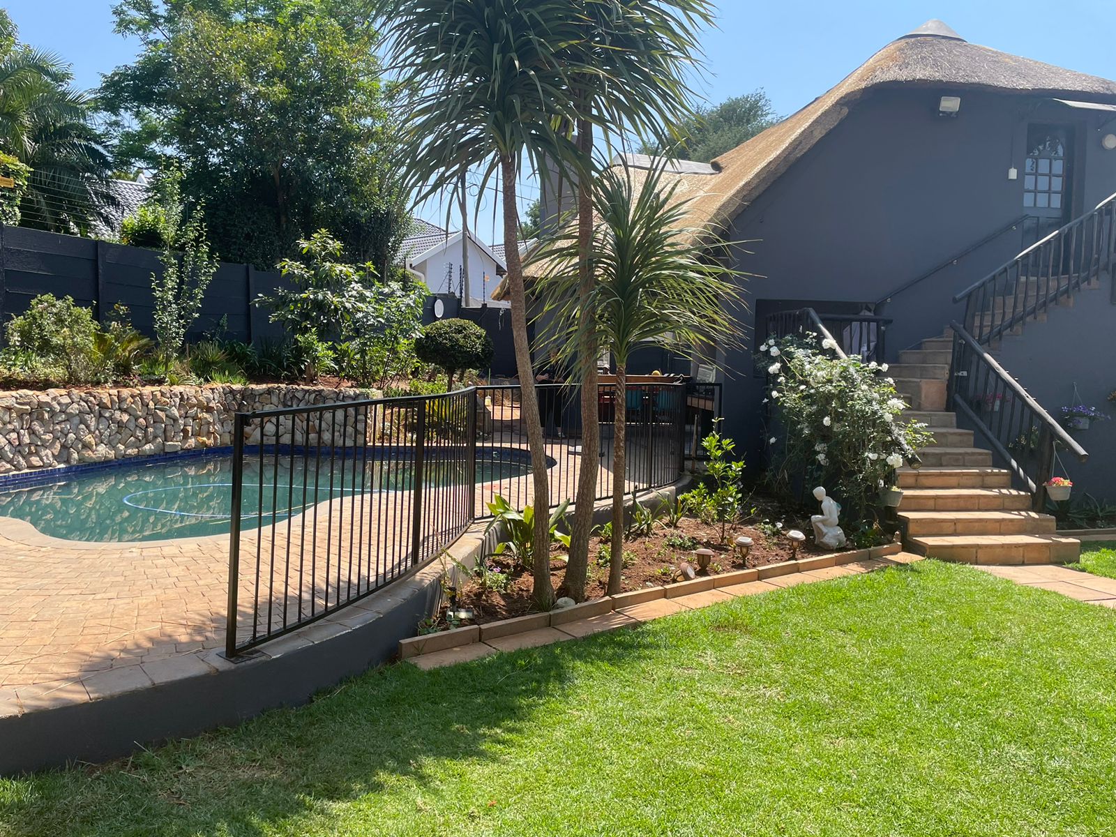 6 Bedroom Property for Sale in Weltevreden Park Gauteng