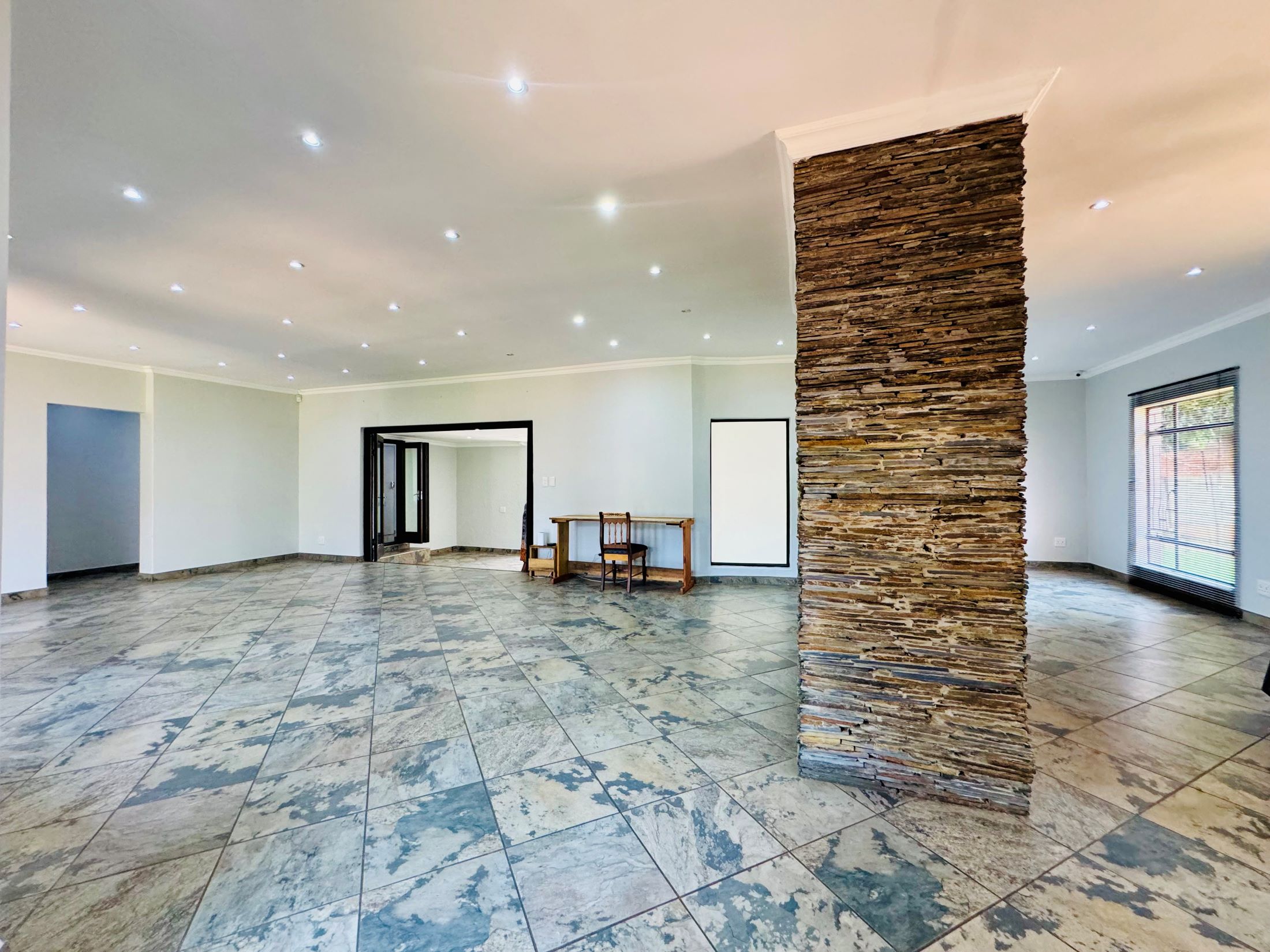 6 Bedroom Property for Sale in Wonderboom Gauteng