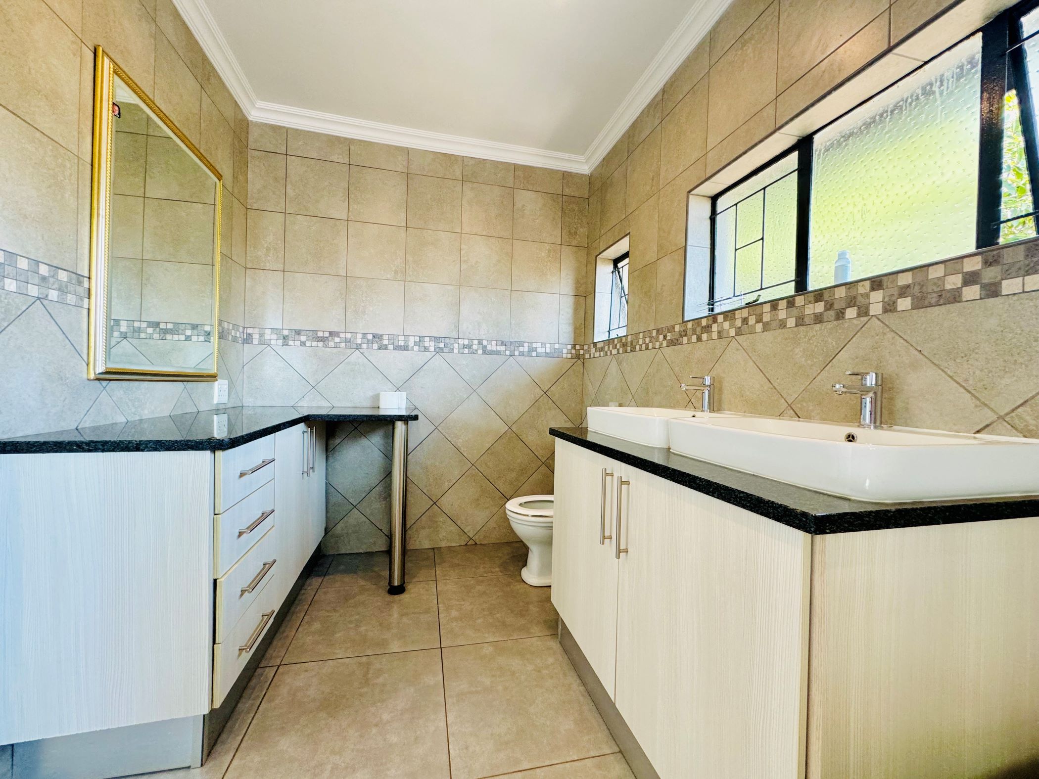 6 Bedroom Property for Sale in Wonderboom Gauteng