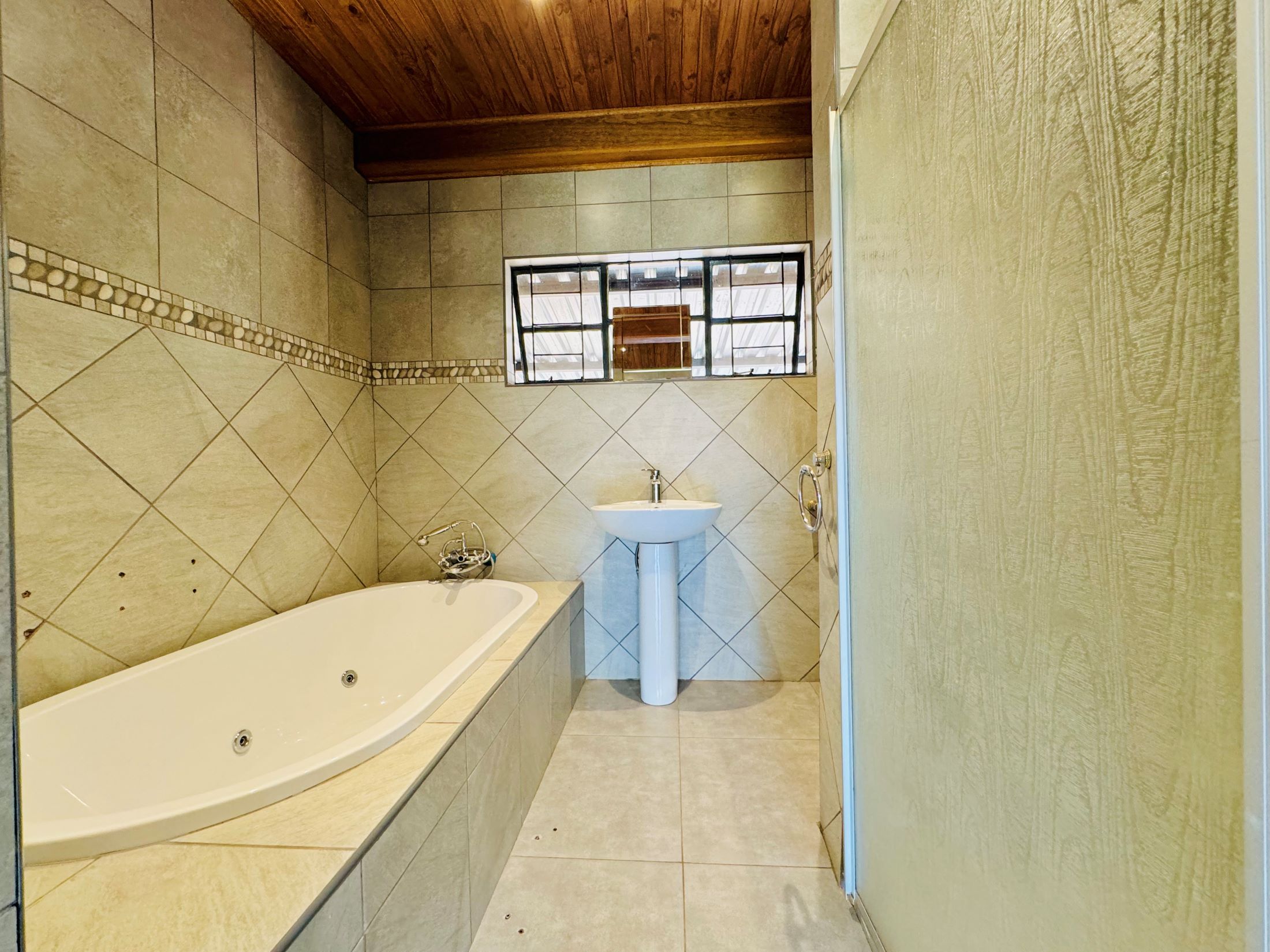 6 Bedroom Property for Sale in Wonderboom Gauteng