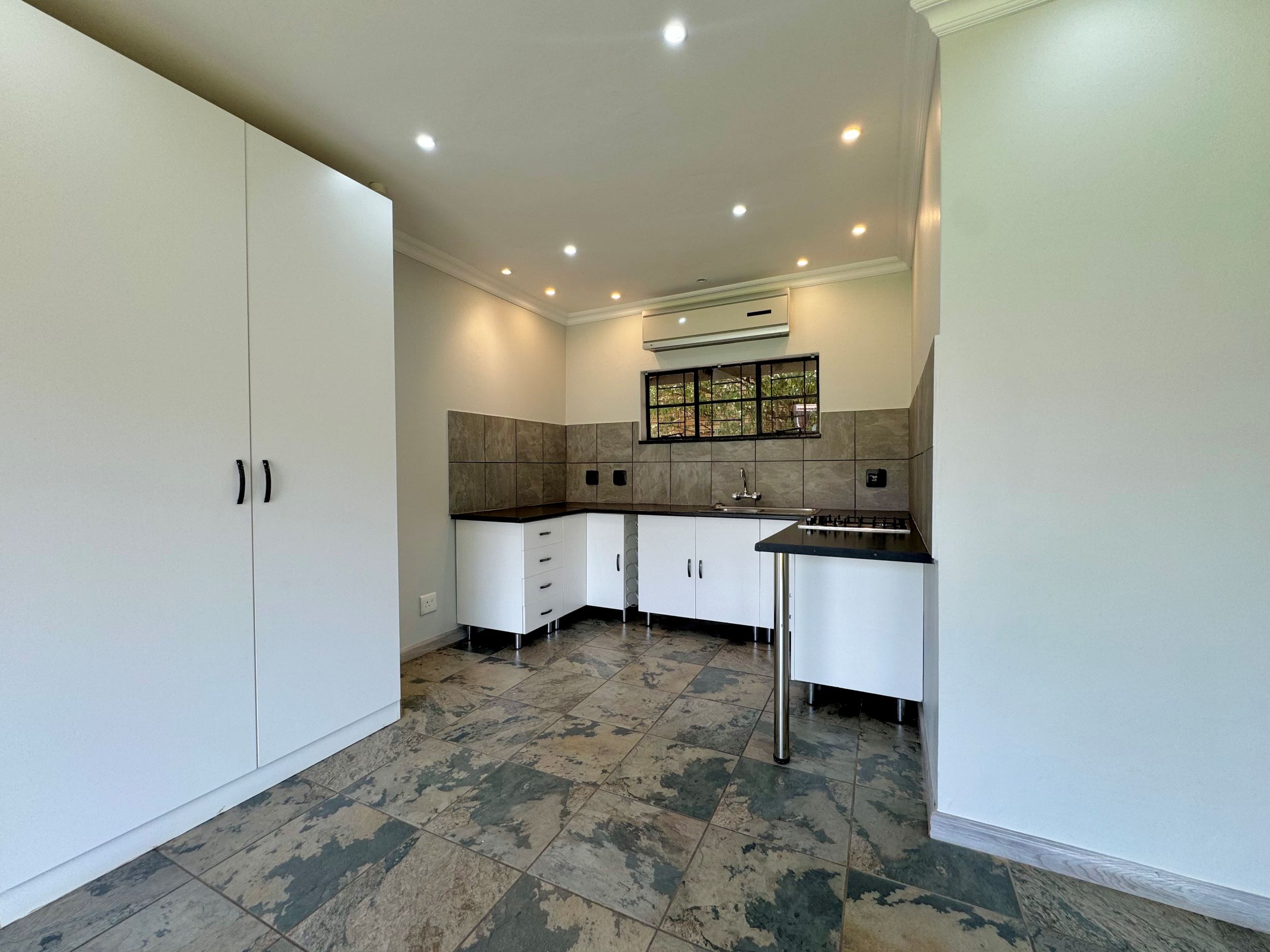 6 Bedroom Property for Sale in Wonderboom Gauteng