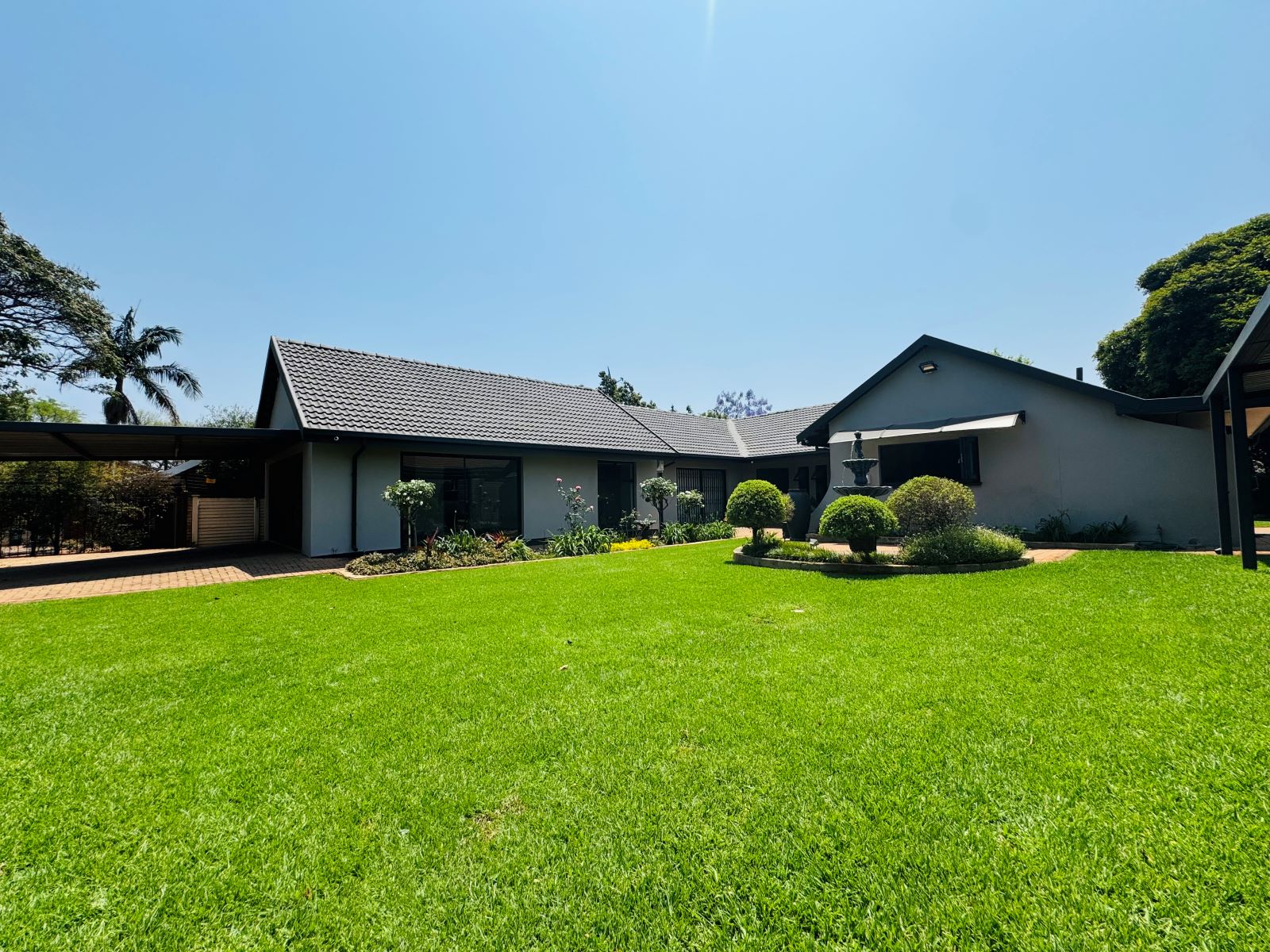 6 Bedroom Property for Sale in Wonderboom Gauteng