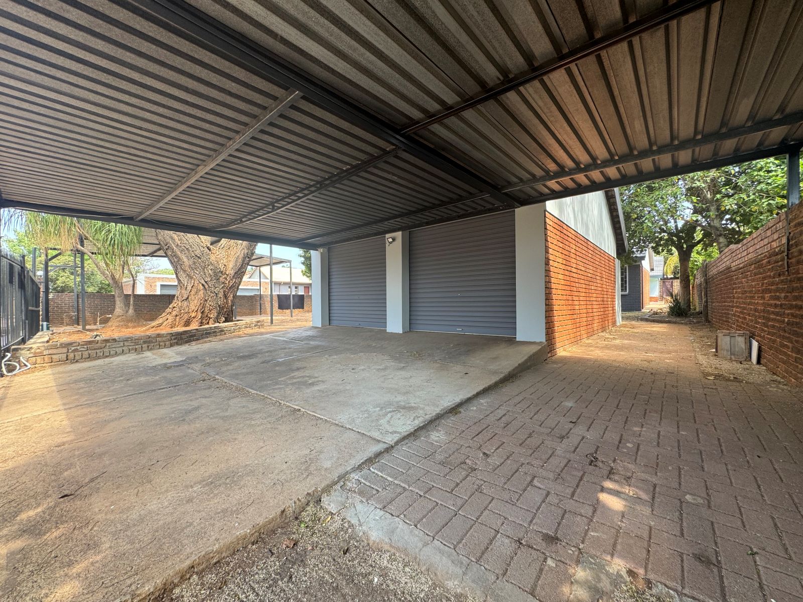 6 Bedroom Property for Sale in Montana Gauteng