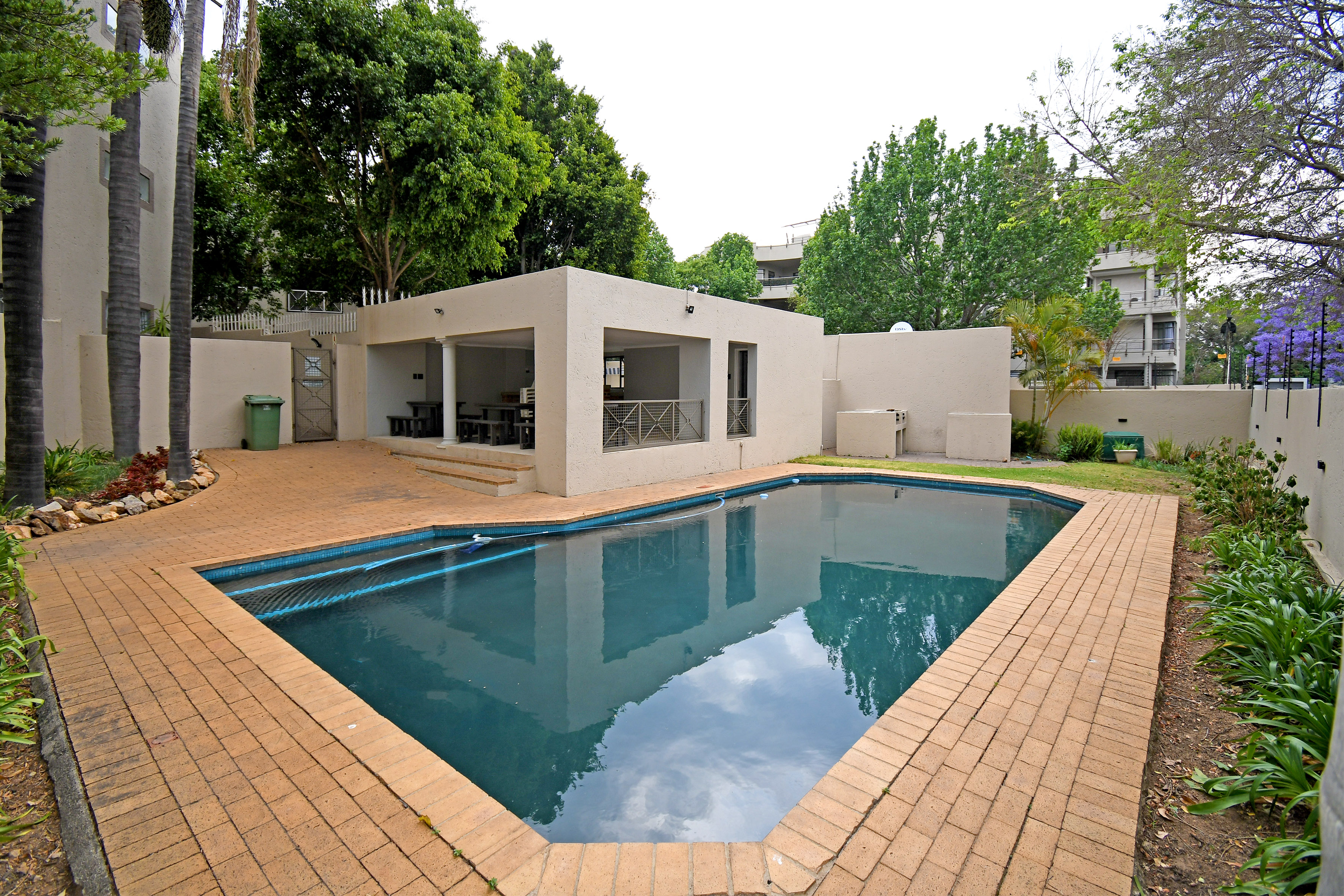 1 Bedroom Property for Sale in Craighall Gauteng