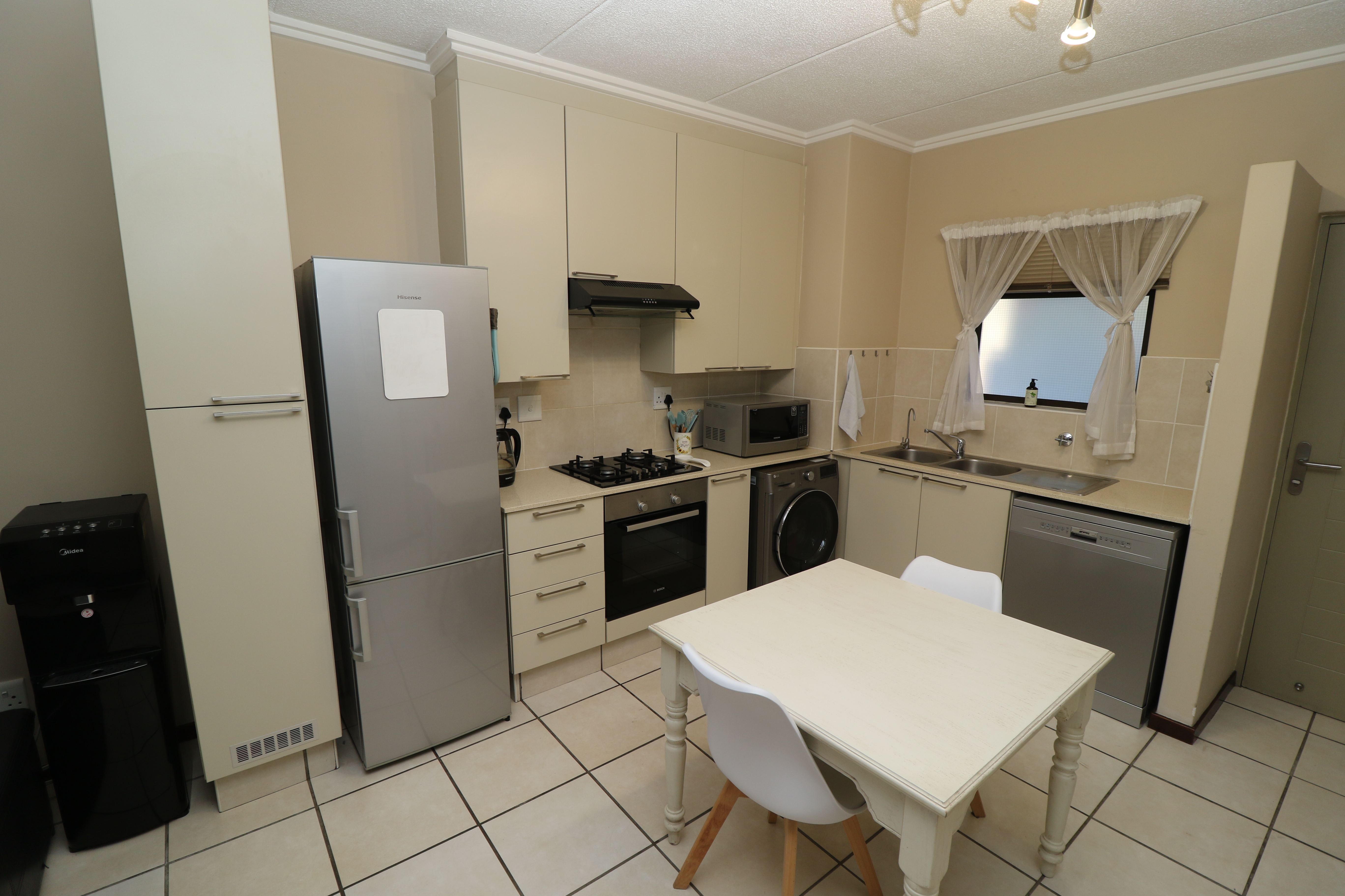 To Let 2 Bedroom Property for Rent in Lonehill Gauteng