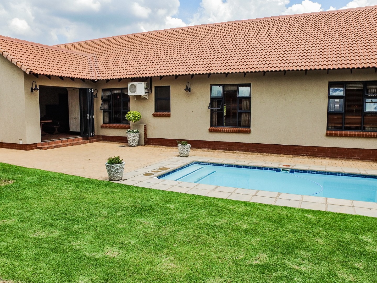 4 Bedroom Property for Sale in Sable Hills Gauteng