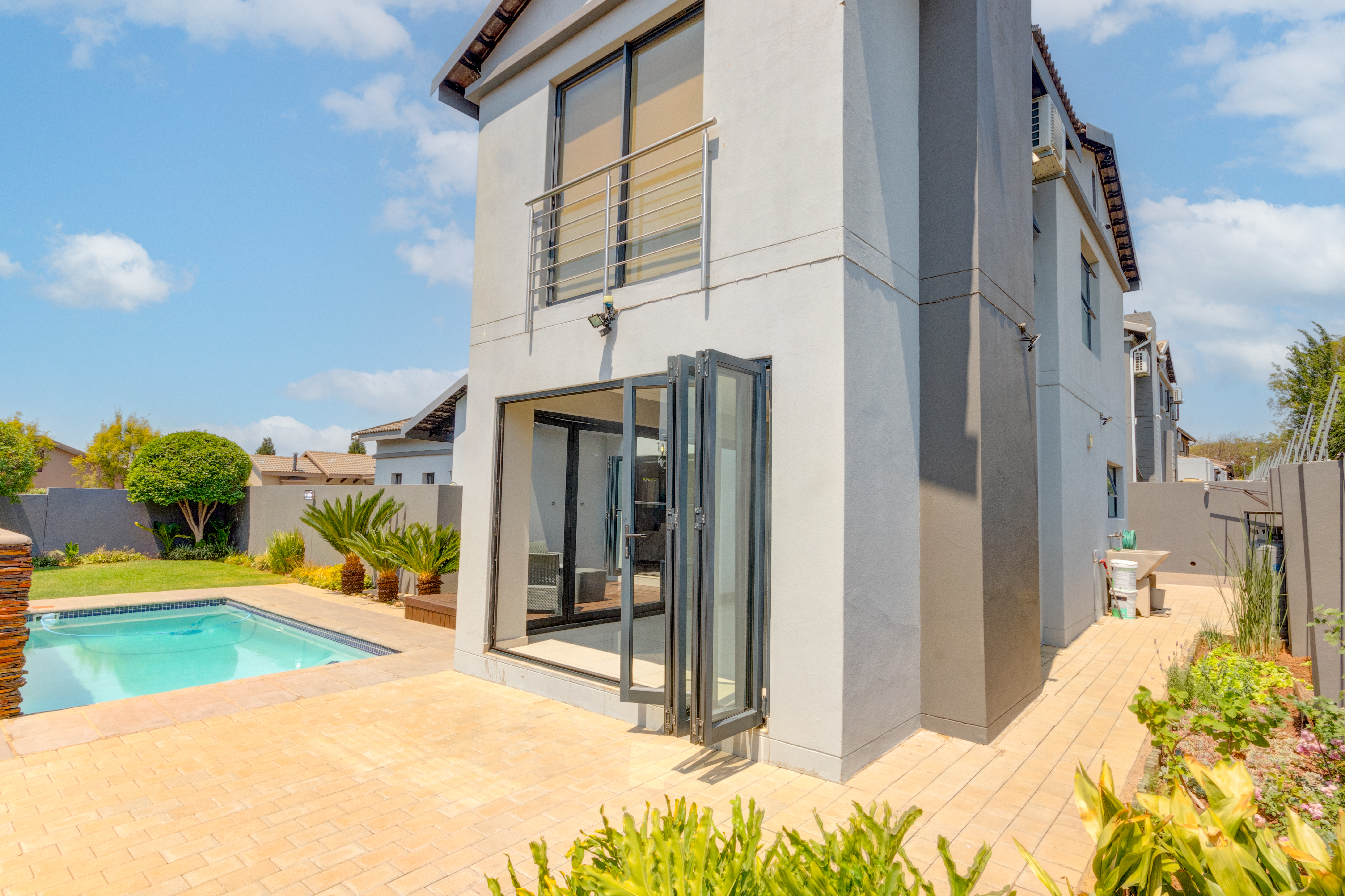 4 Bedroom Property for Sale in Barbeque Downs Gauteng