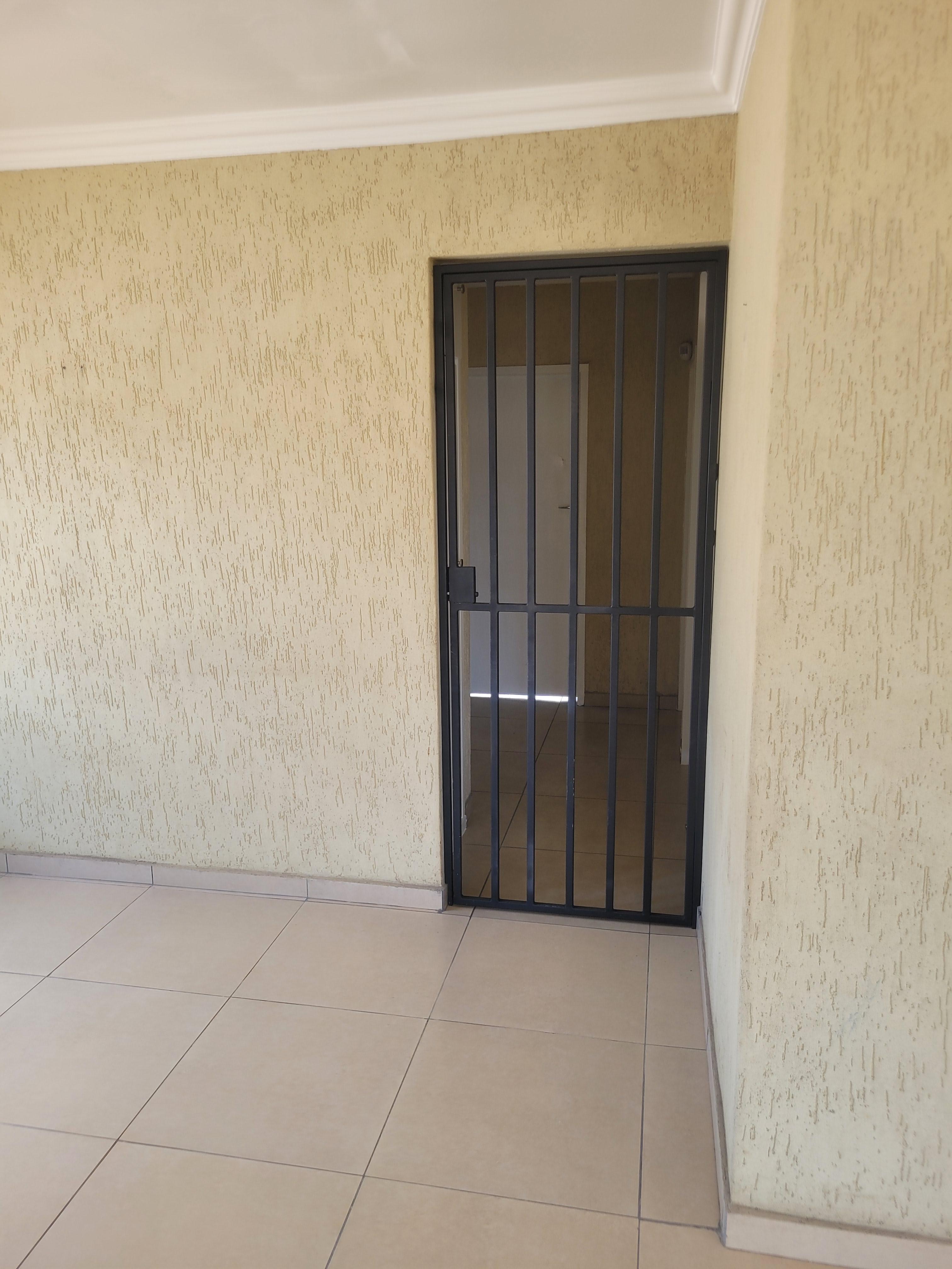 3 Bedroom Property for Sale in Vanderbijlpark SE 6 Gauteng