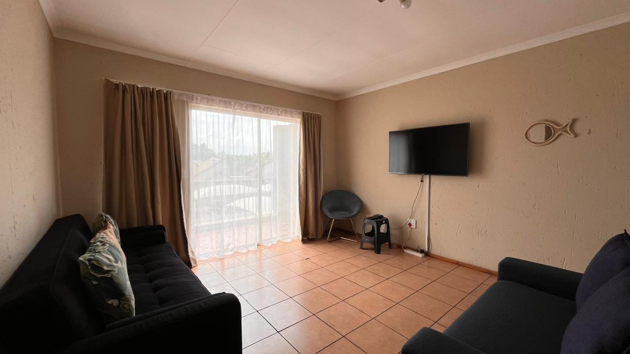 To Let 2 Bedroom Property for Rent in Sonneveld Gauteng