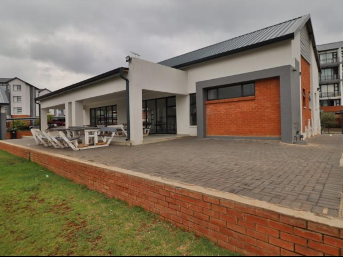 2 Bedroom Property for Sale in Lombardy Estate Gauteng