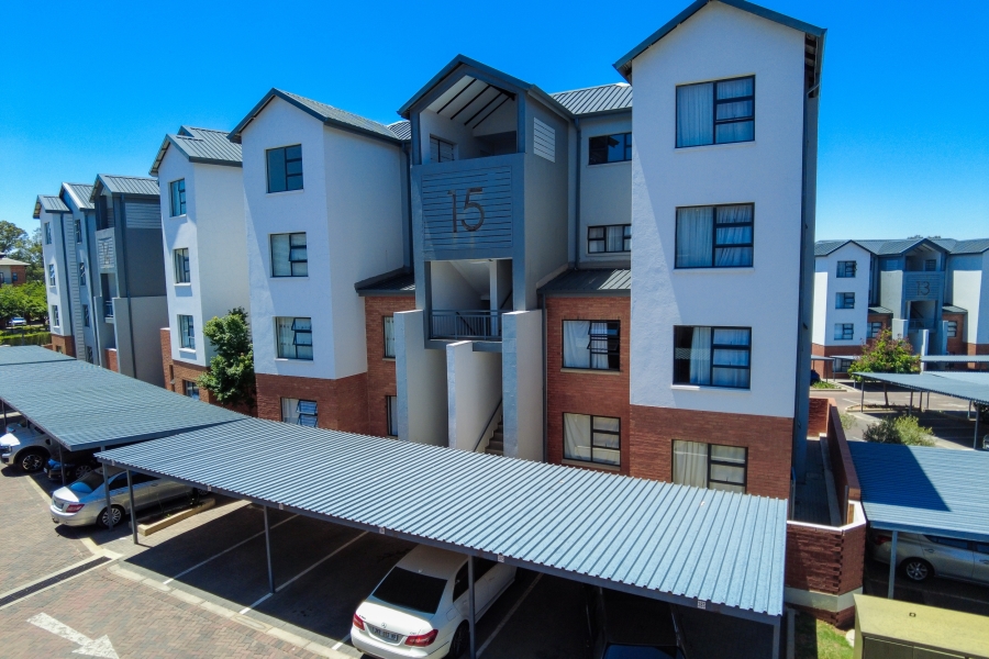 1 Bedroom Property for Sale in Lombardy Estate Gauteng