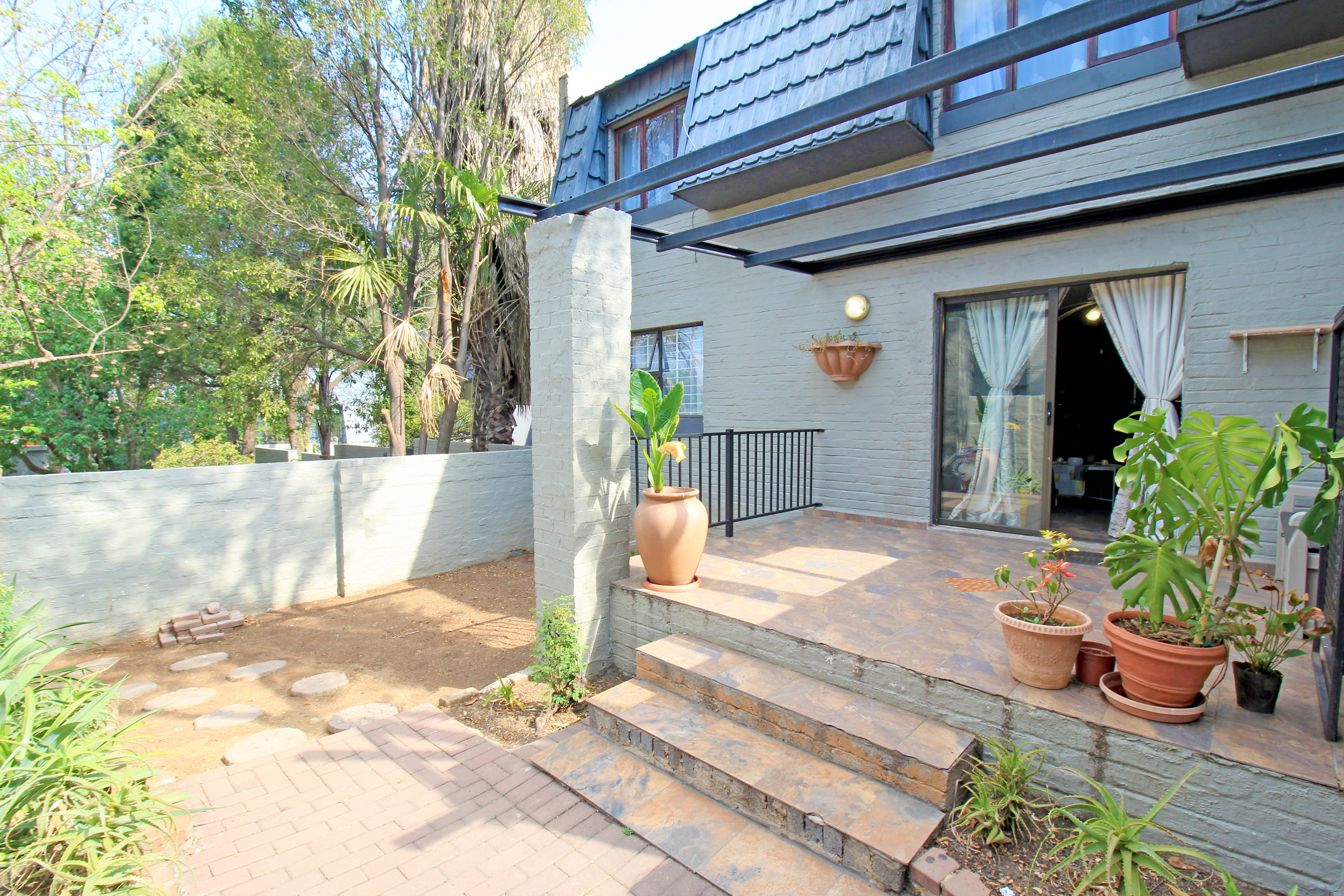 3 Bedroom Property for Sale in Petervale Gauteng