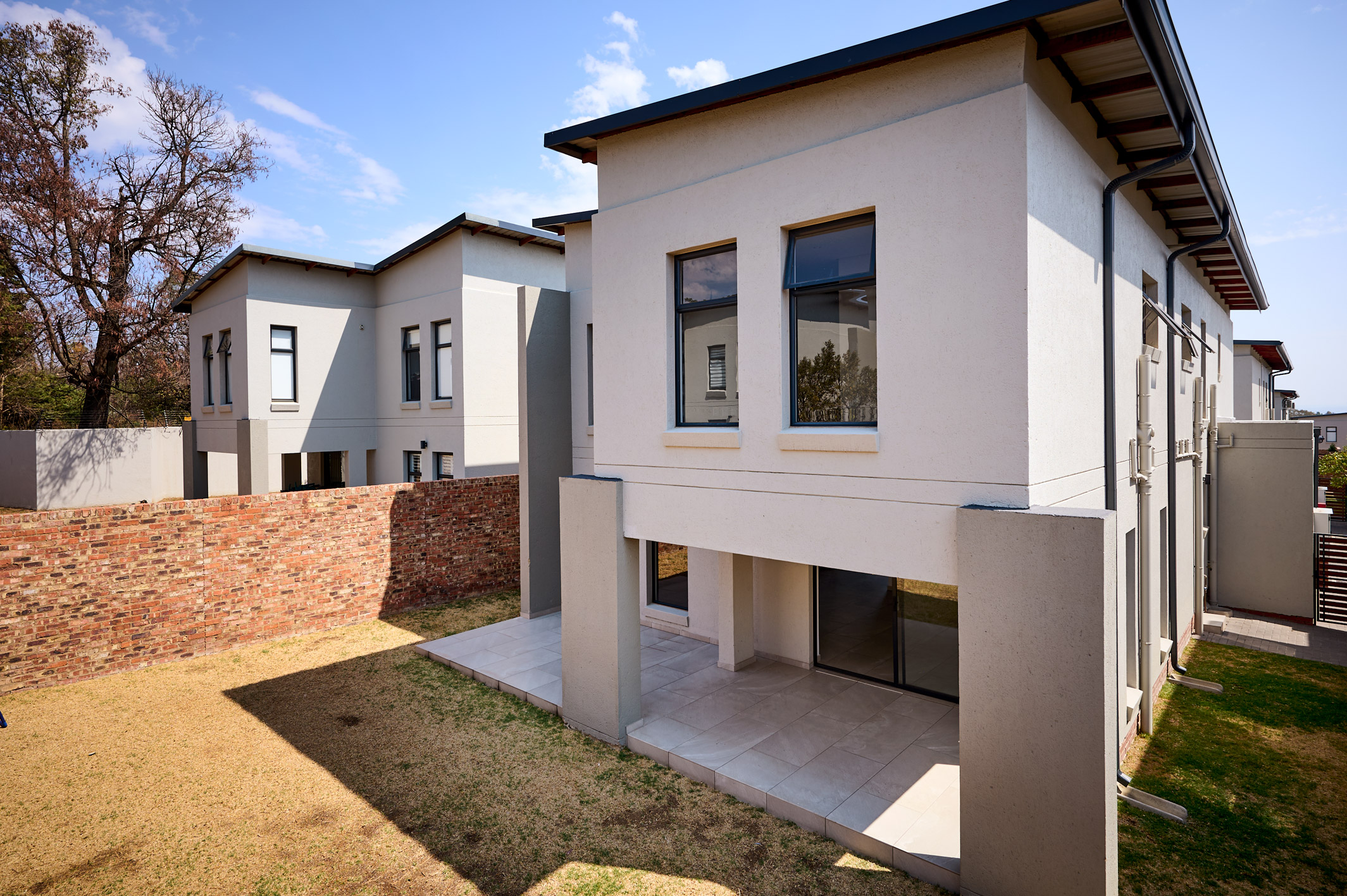 4 Bedroom Property for Sale in Crowthorne AH Gauteng