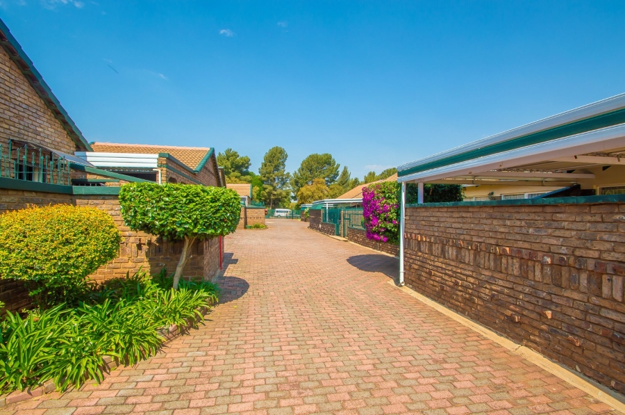 3 Bedroom Property for Sale in Horizon View Gauteng