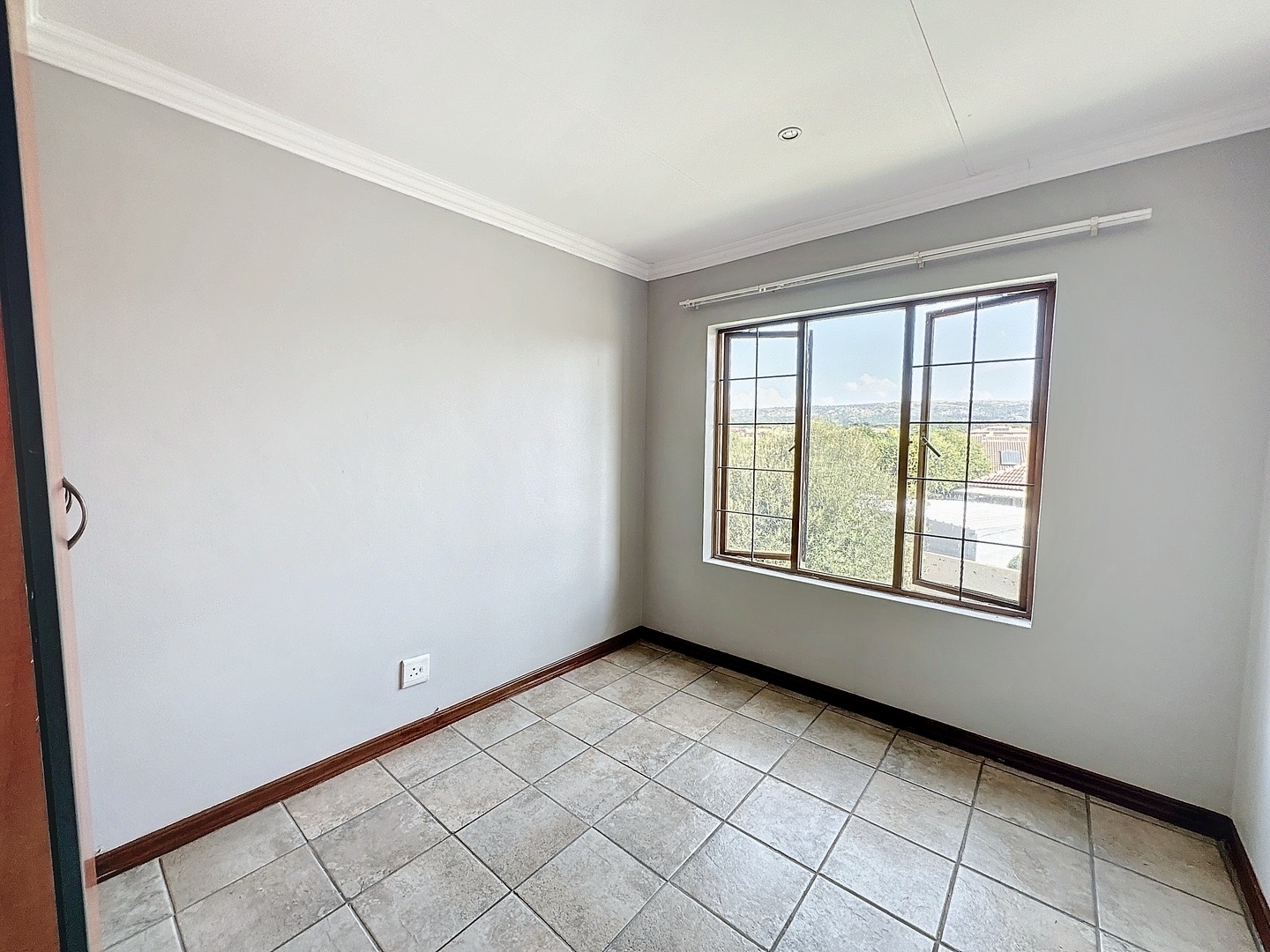 2 Bedroom Property for Sale in Montana Tuine Gauteng