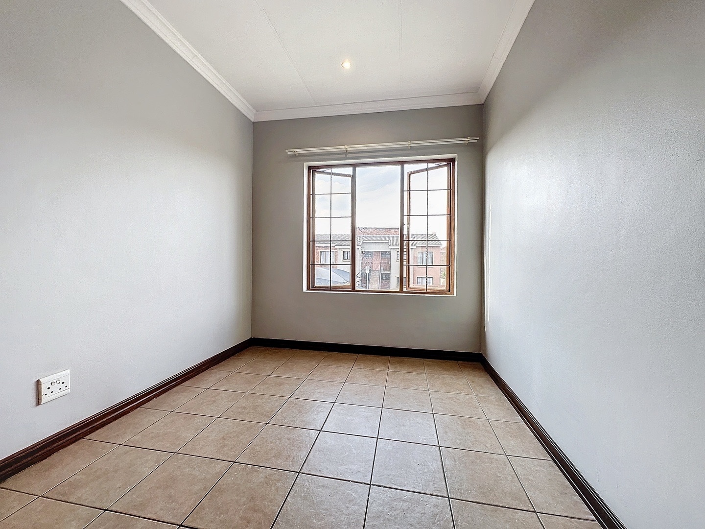 2 Bedroom Property for Sale in Montana Tuine Gauteng