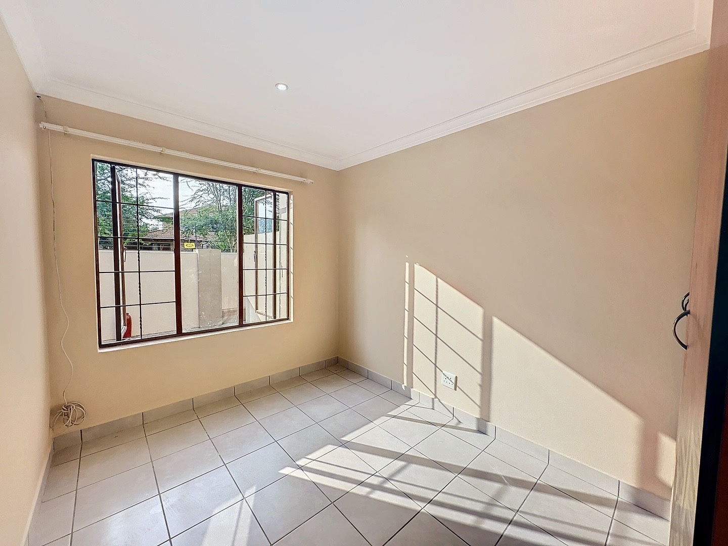 2 Bedroom Property for Sale in Montana Tuine Gauteng