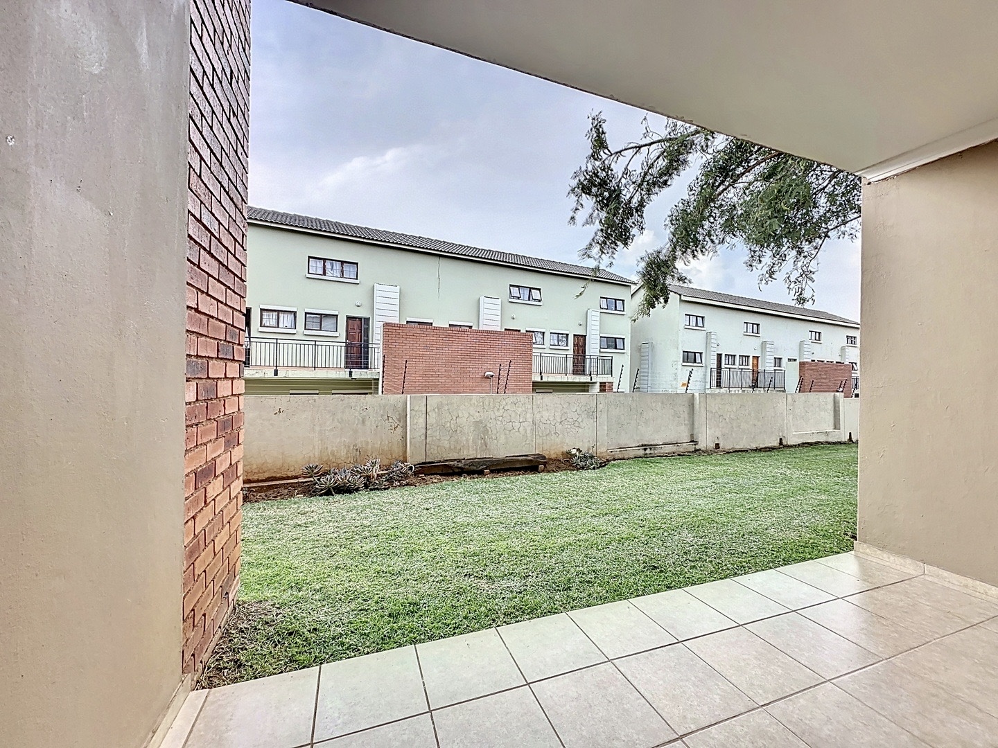 2 Bedroom Property for Sale in Montana Tuine Gauteng