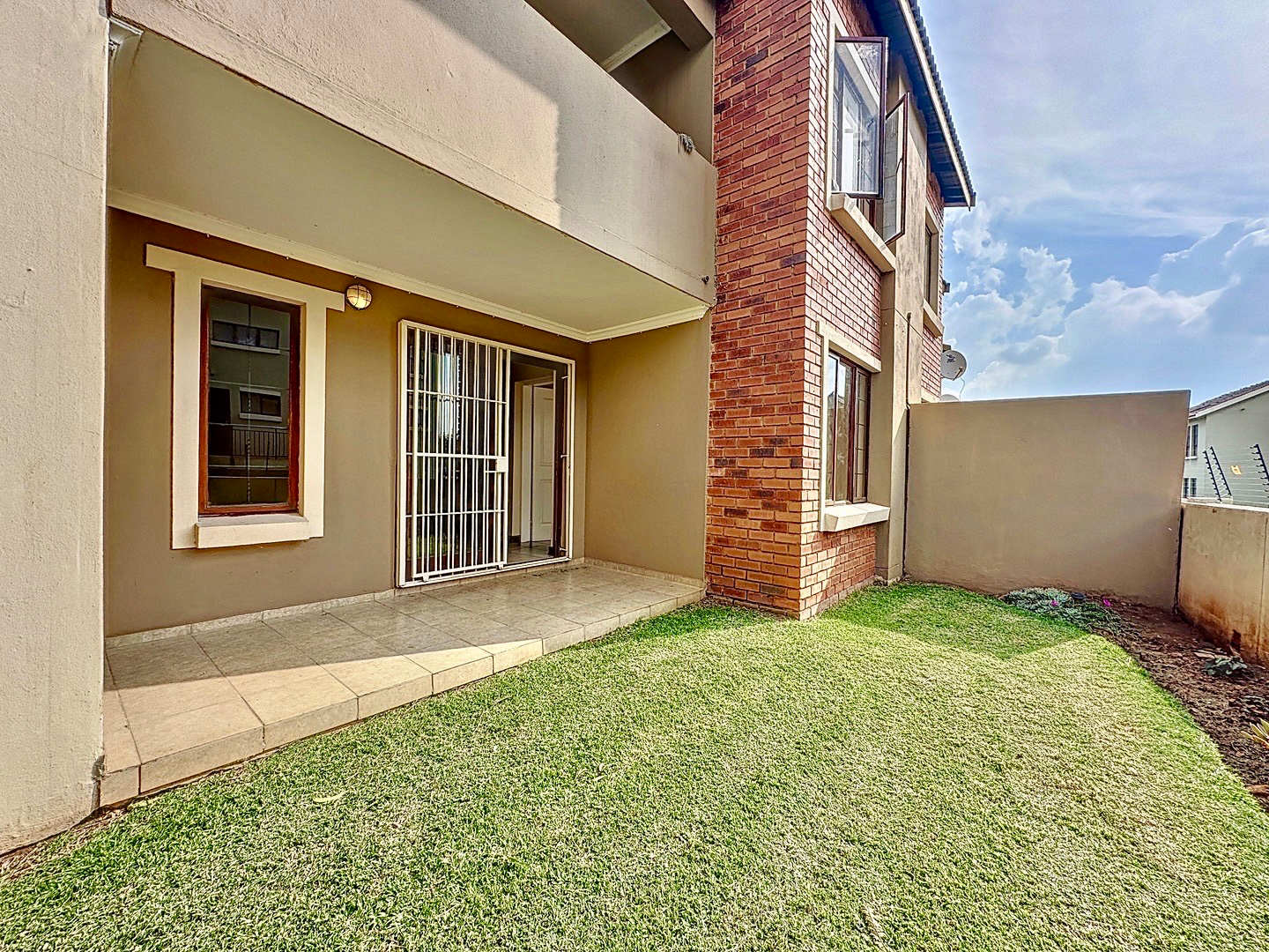 2 Bedroom Property for Sale in Montana Tuine Gauteng