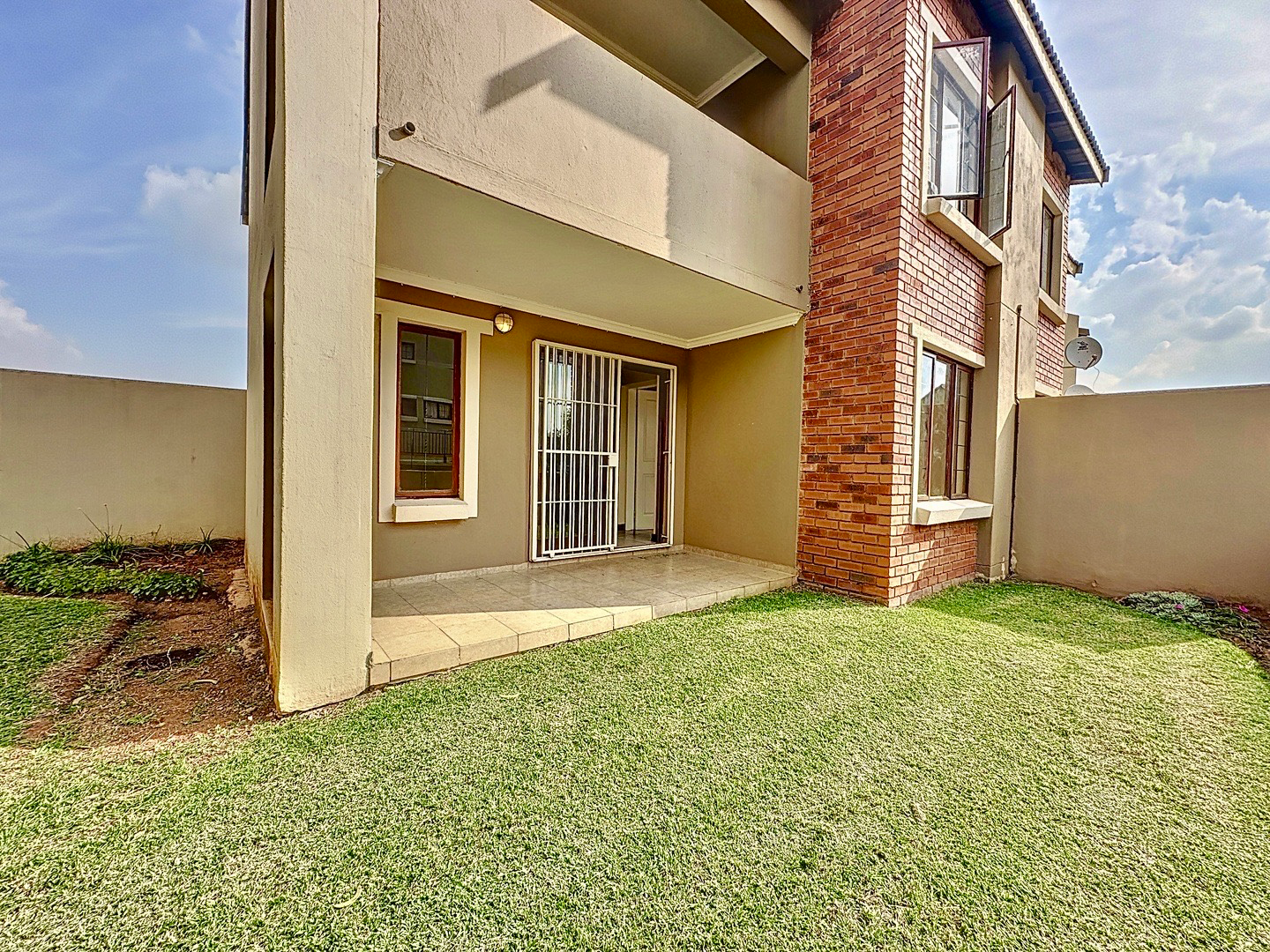 2 Bedroom Property for Sale in Montana Tuine Gauteng