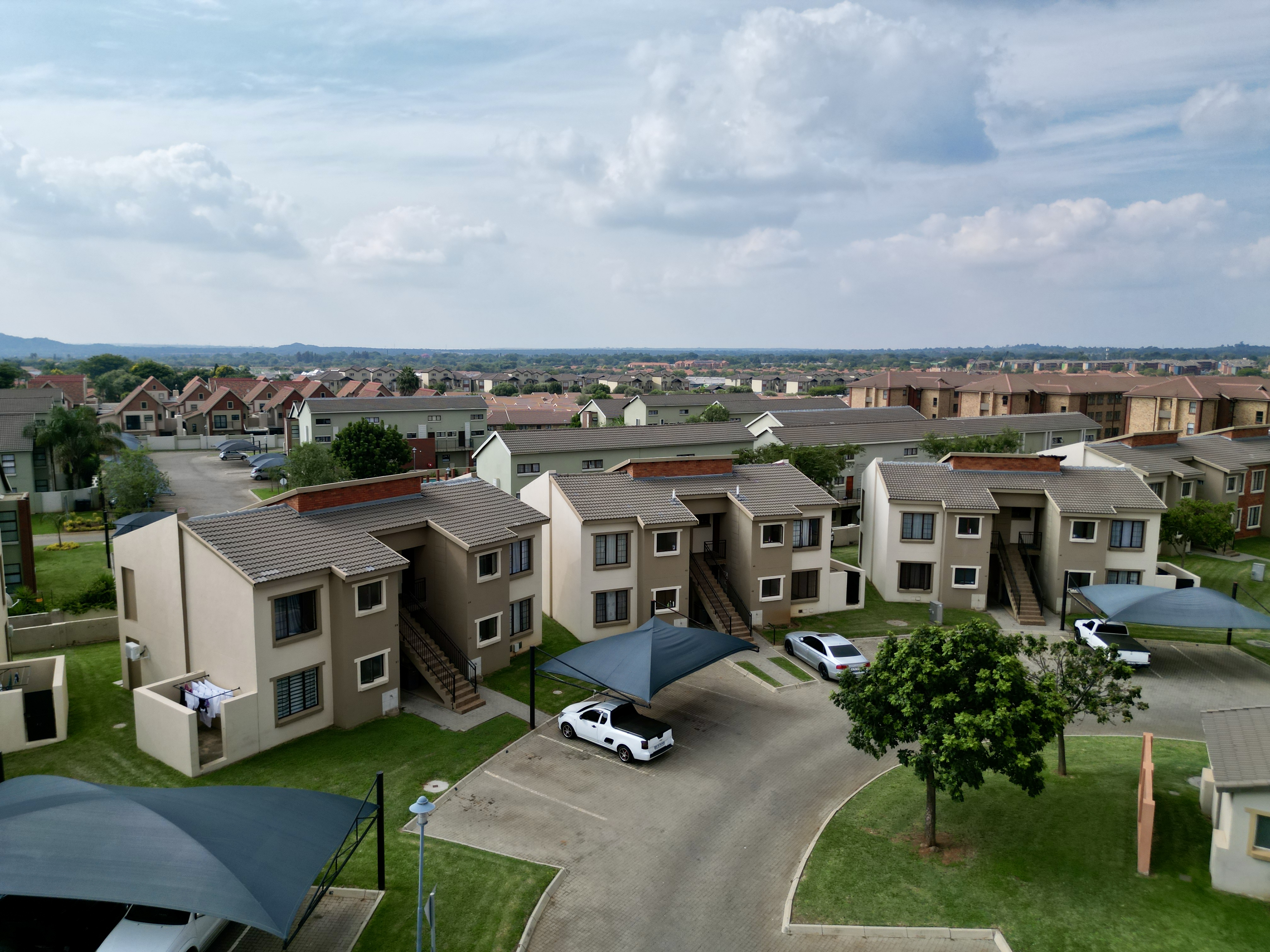 2 Bedroom Property for Sale in Montana Tuine Gauteng