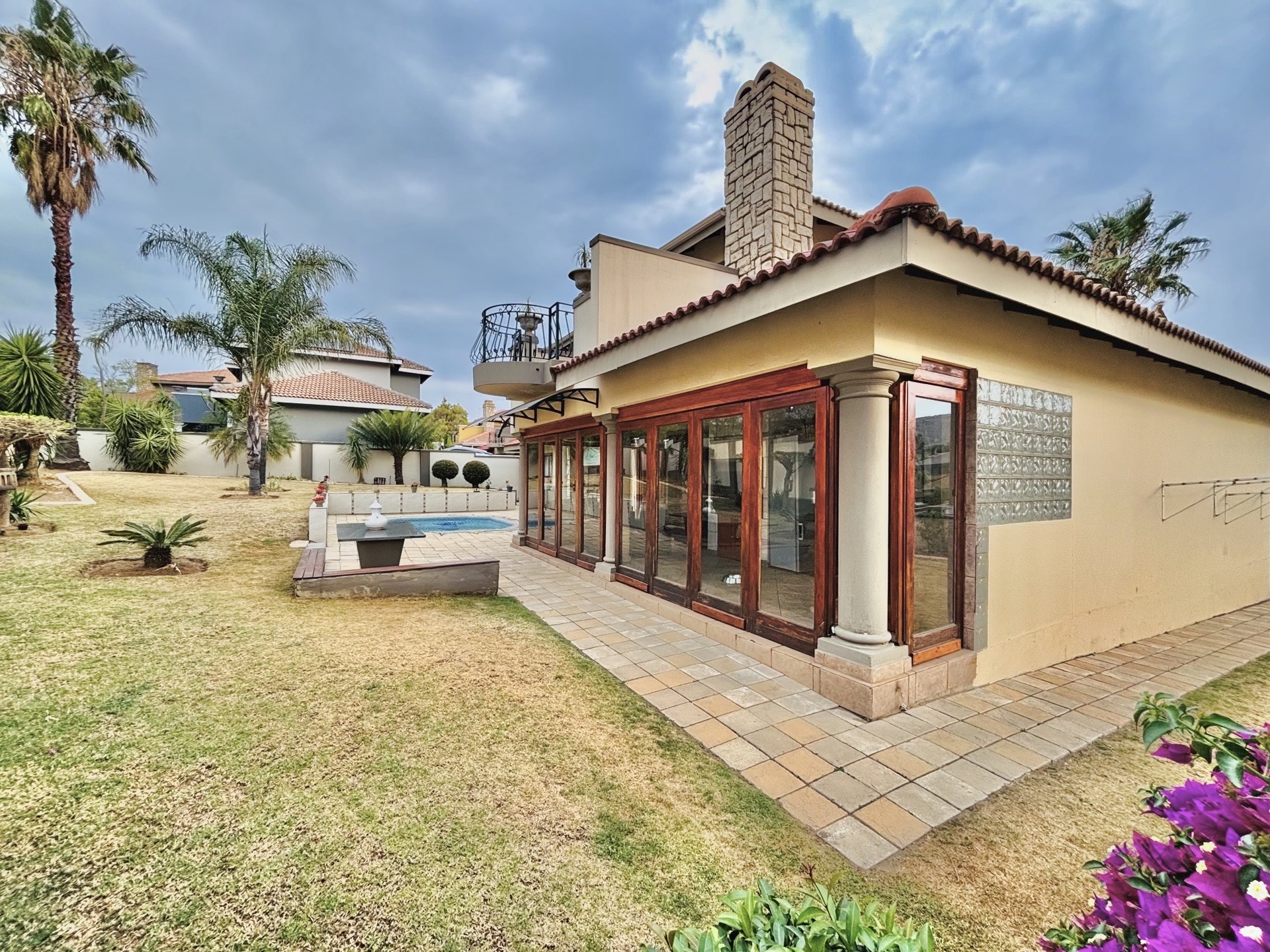 4 Bedroom Property for Sale in Ruimsig Country Estate Gauteng