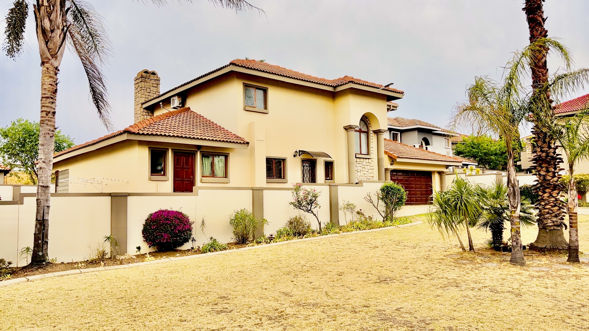 4 Bedroom Property for Sale in Ruimsig Country Estate Gauteng