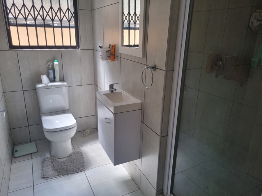 2 Bedroom Property for Sale in Amandasig Gauteng