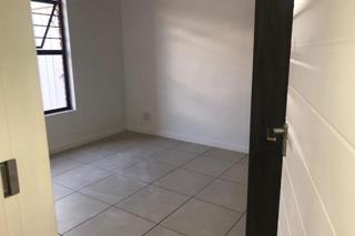 3 Bedroom Property for Sale in Greenstone Crest Gauteng