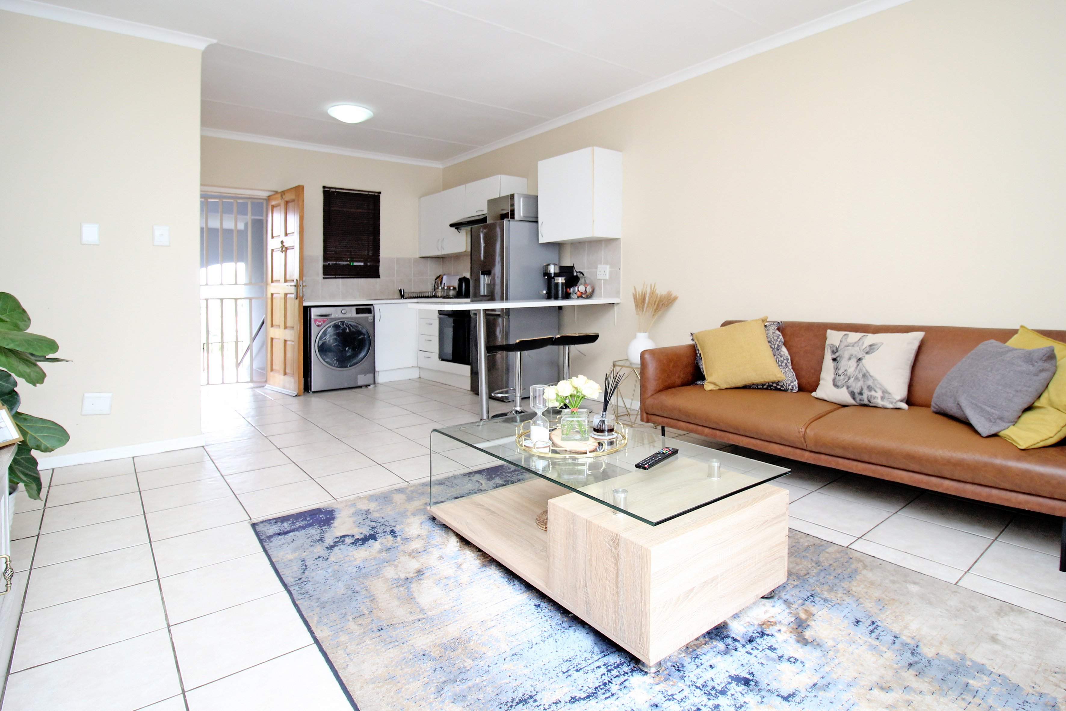 To Let 2 Bedroom Property for Rent in Northcliff Gauteng