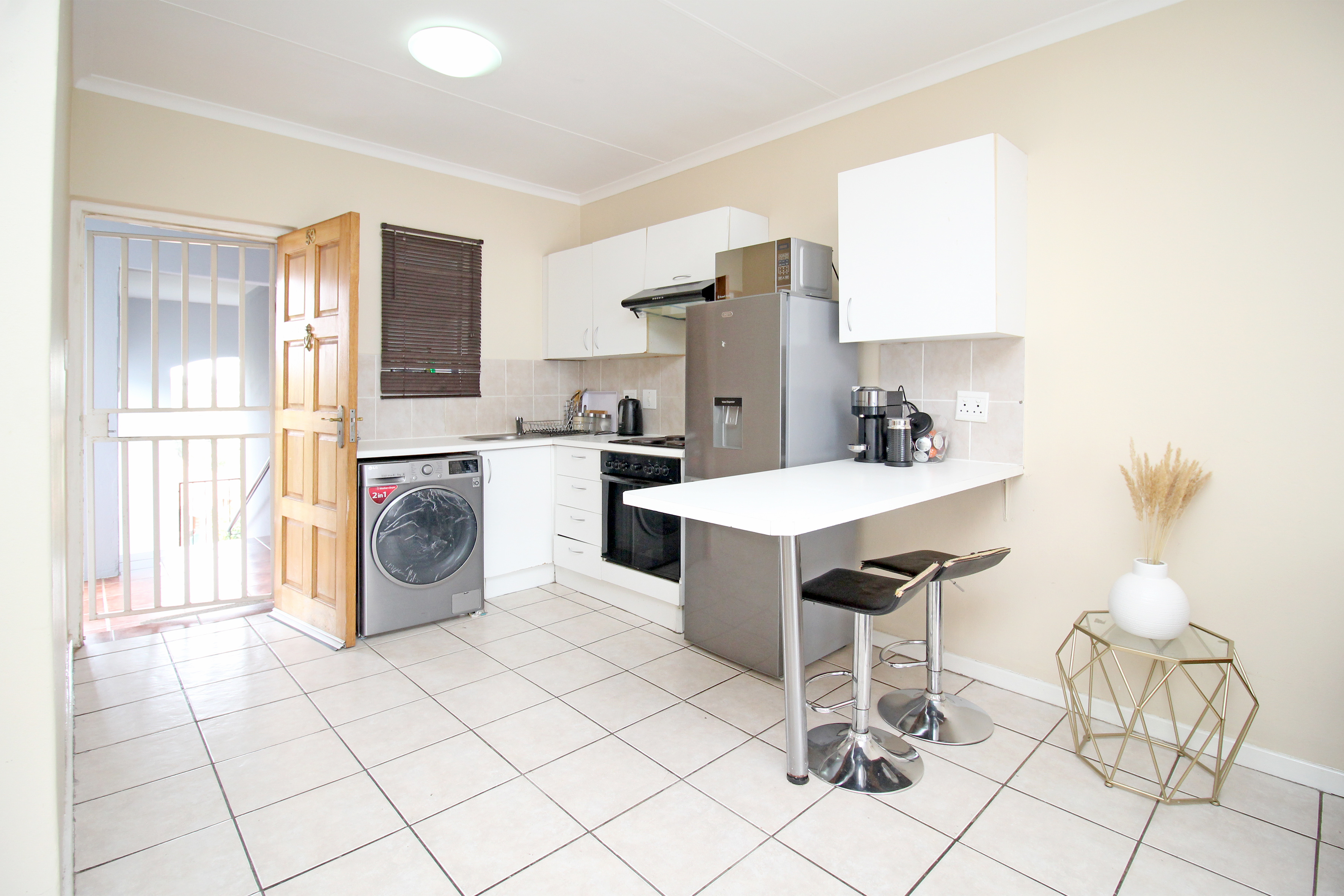 To Let 2 Bedroom Property for Rent in Northcliff Gauteng