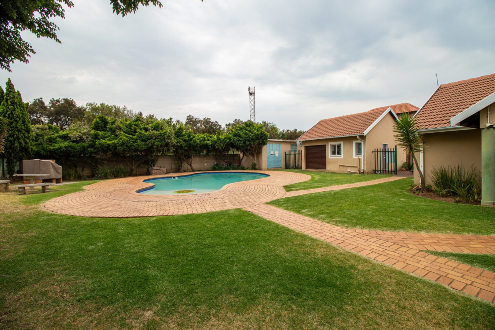 2 Bedroom Property for Sale in Parkdene Gauteng