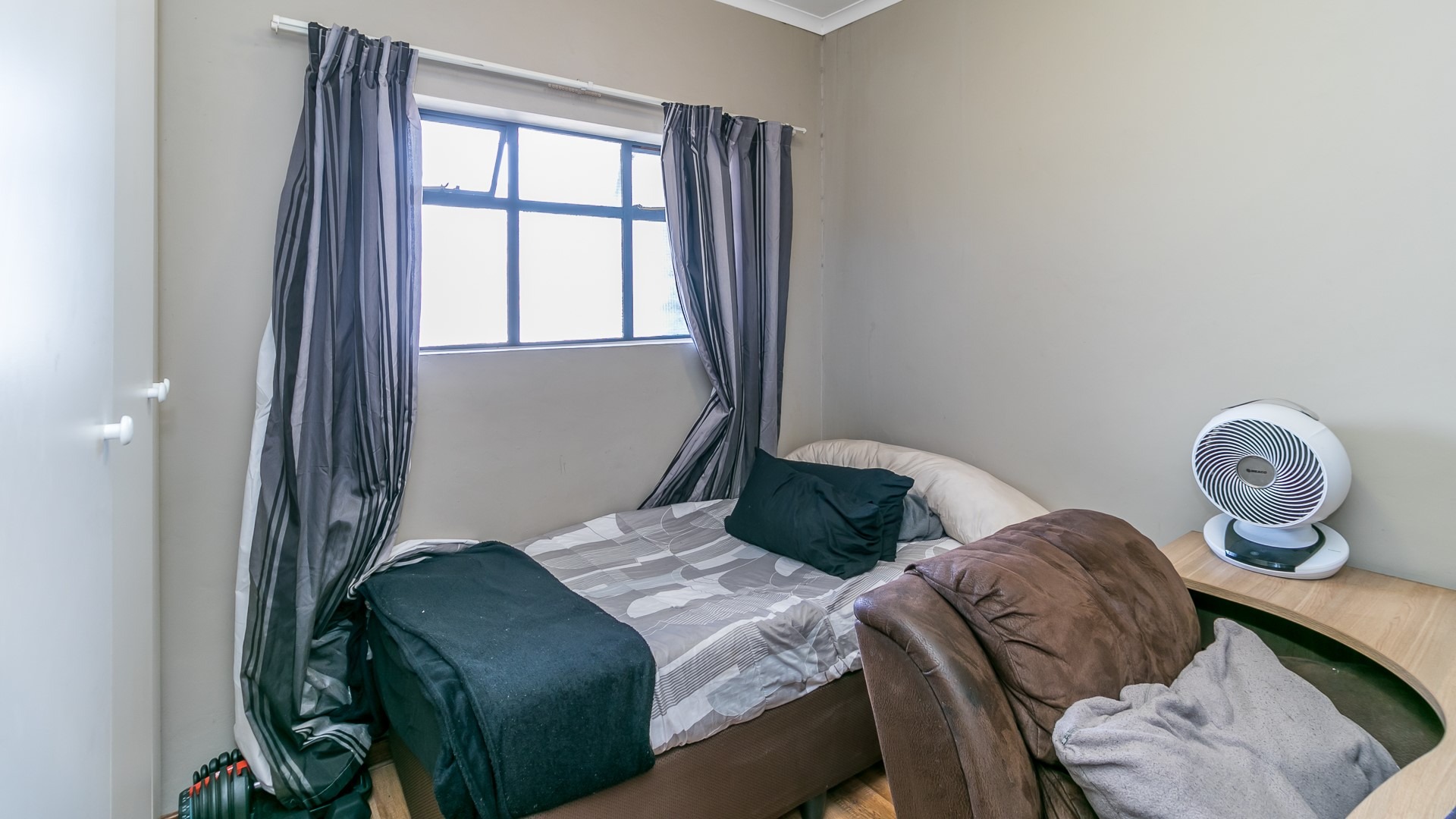 2 Bedroom Property for Sale in Glen Austin Gauteng