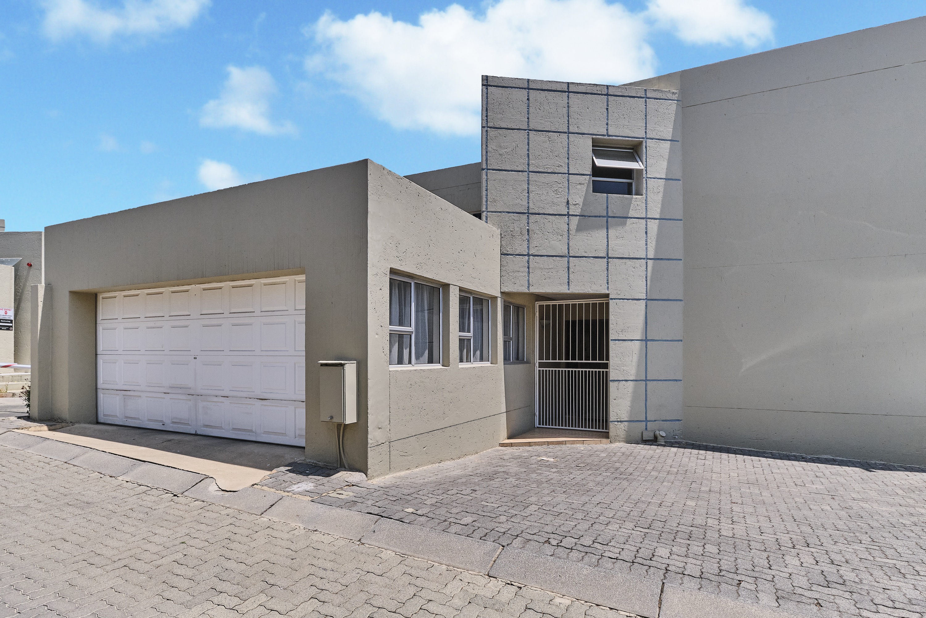 3 Bedroom Property for Sale in Sunninghill Gauteng